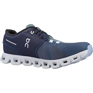 オンクラウド　軽量　ランニングシューズ　US5.5 新品 22.5〜23cm対応 Amazon | [オン] ランニングシューズ Cloud 5 メンズ 25.5 cm